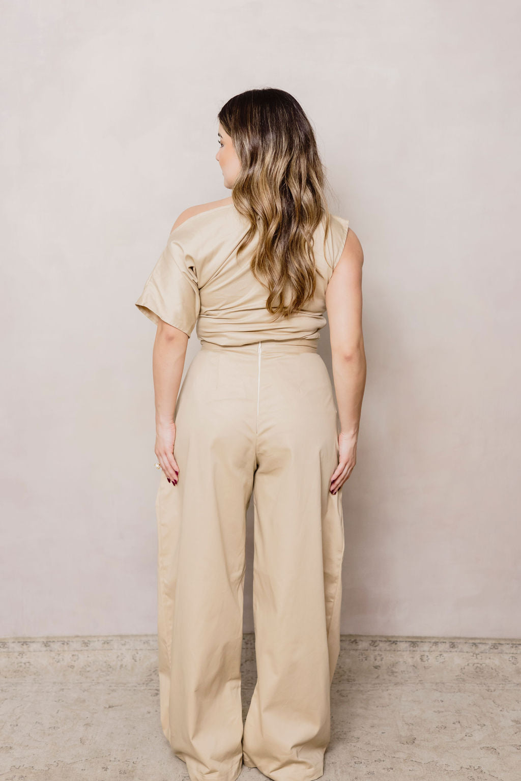 Asymmetric Top - Dune Beige