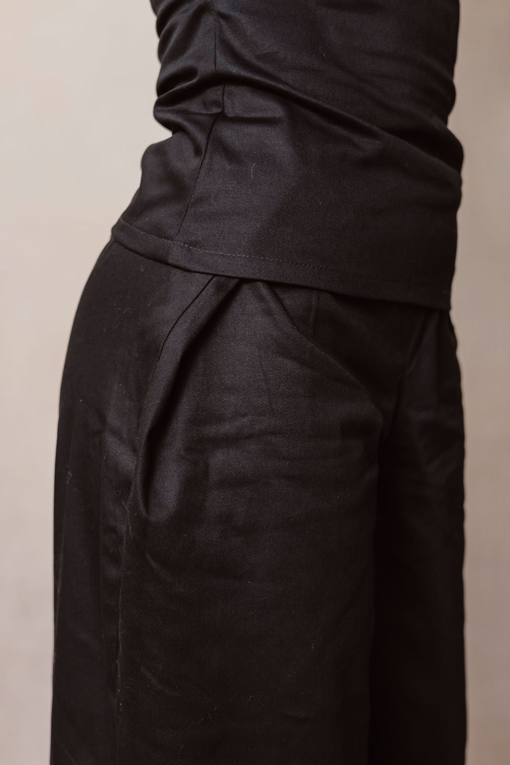 Tailored Fold Trousers - Midnight Black